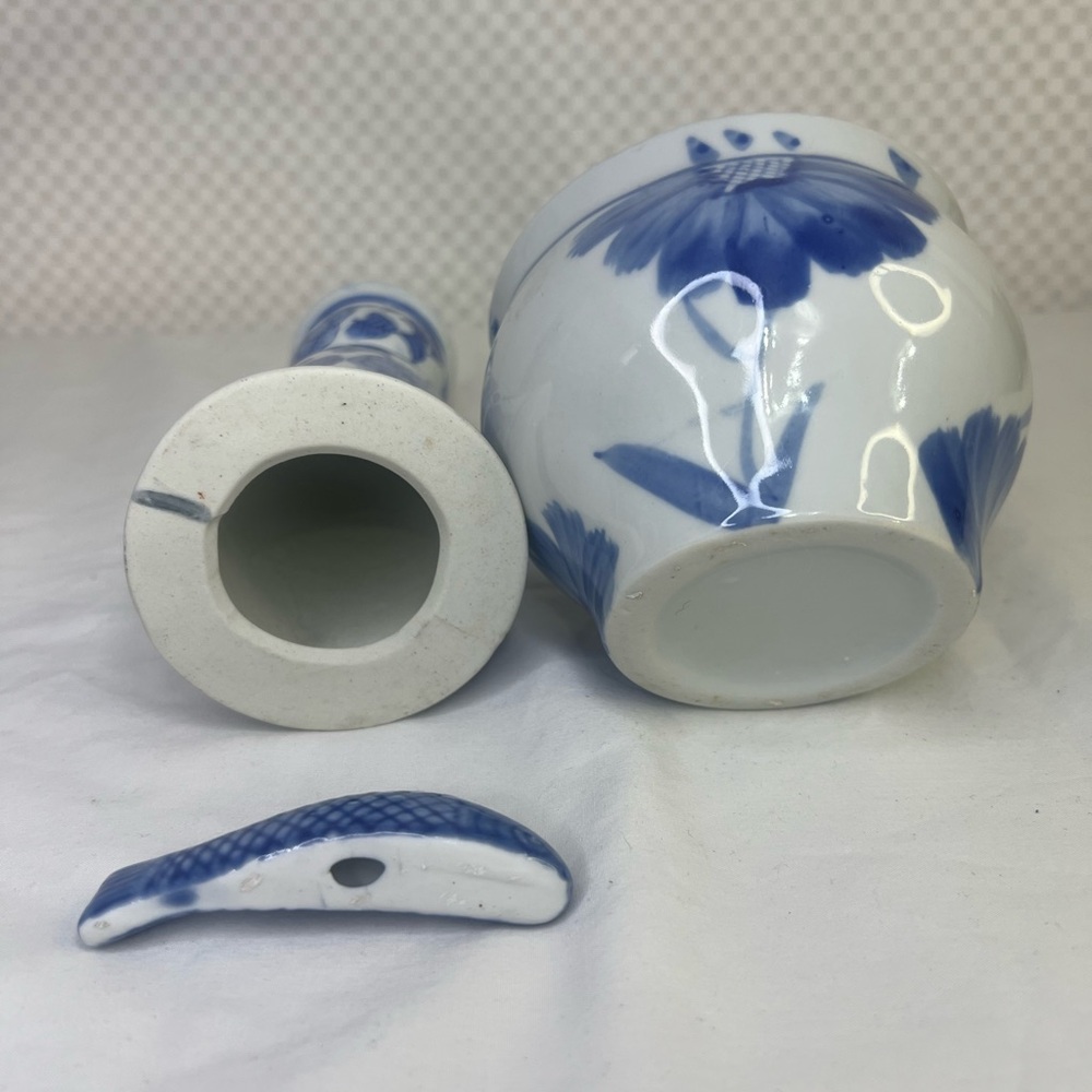 3 Pieces Vintage Japanese Blue & White Floral Hand Painted Fish Bowl and Vase - Picture 2 of 6